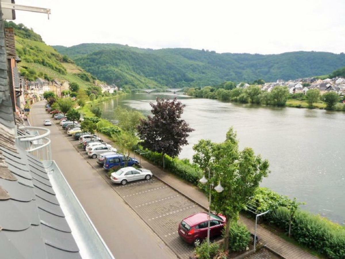 Mosel Ausblick Apartment Zell an der Mosel Bagian luar foto