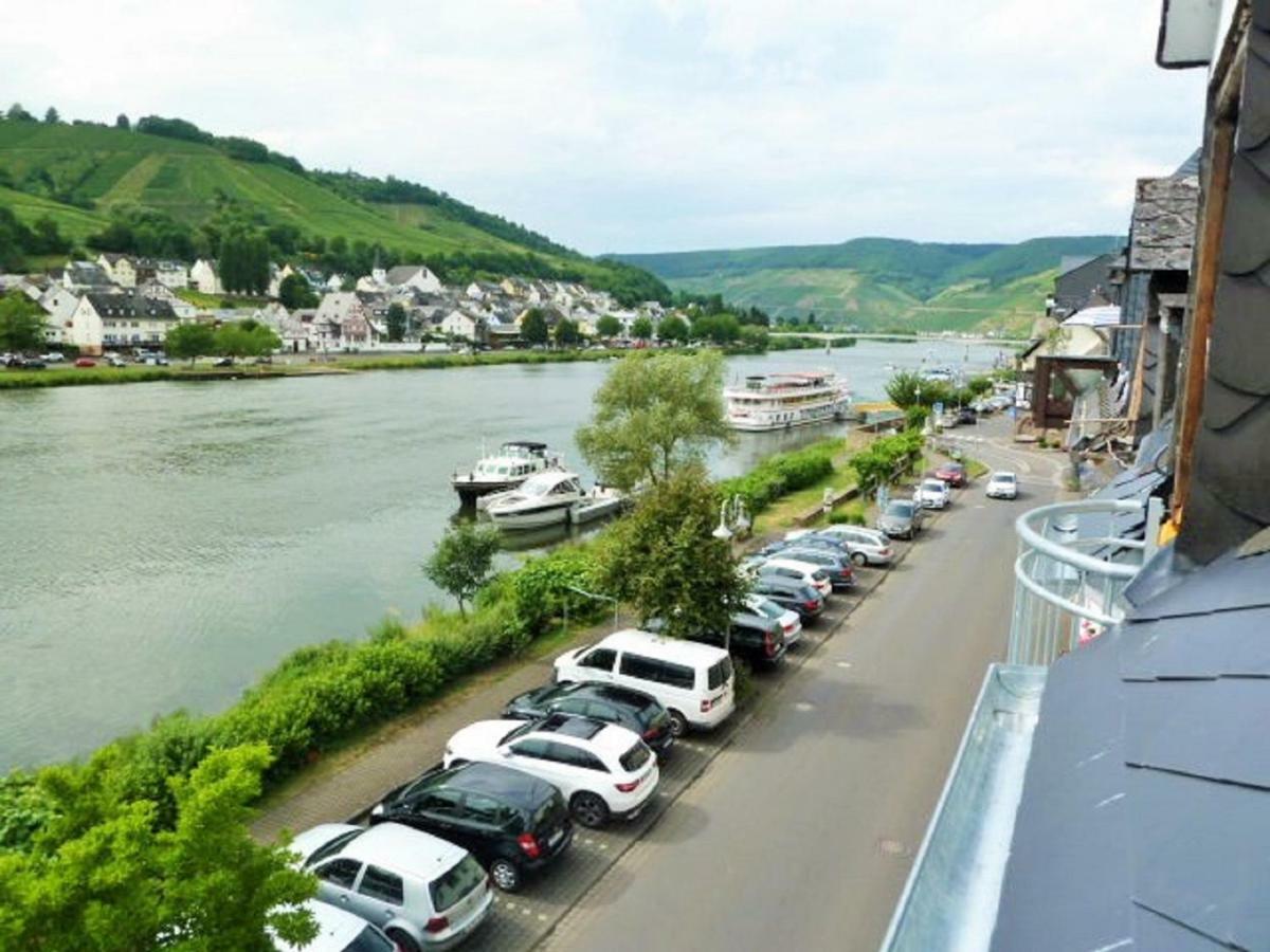 Mosel Ausblick Apartment Zell an der Mosel Bagian luar foto
